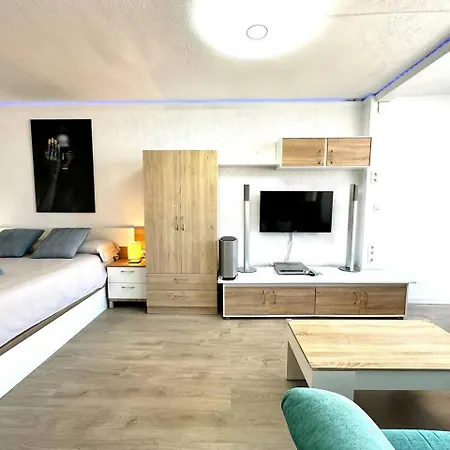 Encantador Estudio Con Piscina - Apartamento