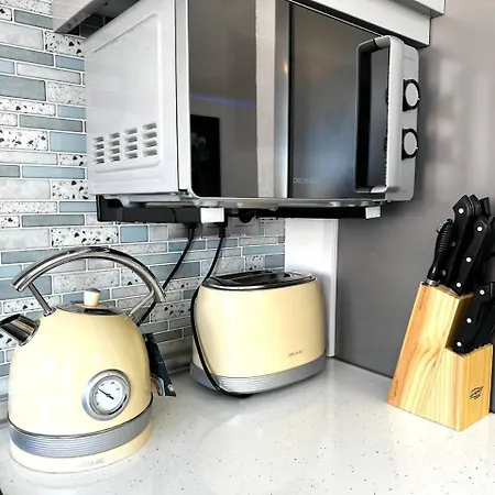 Encantador Estudio Con Piscina - *