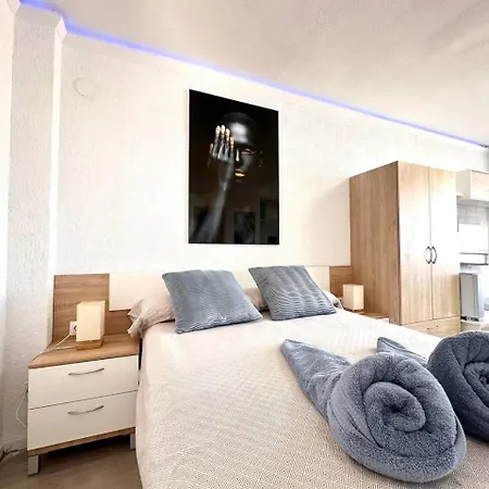 Encantador Estudio Con Piscina - Apartamento *