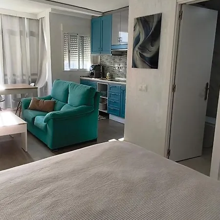 公寓 Encantador Estudio Con Piscina, Parking, Gran Tv - Torremolinos Centro *